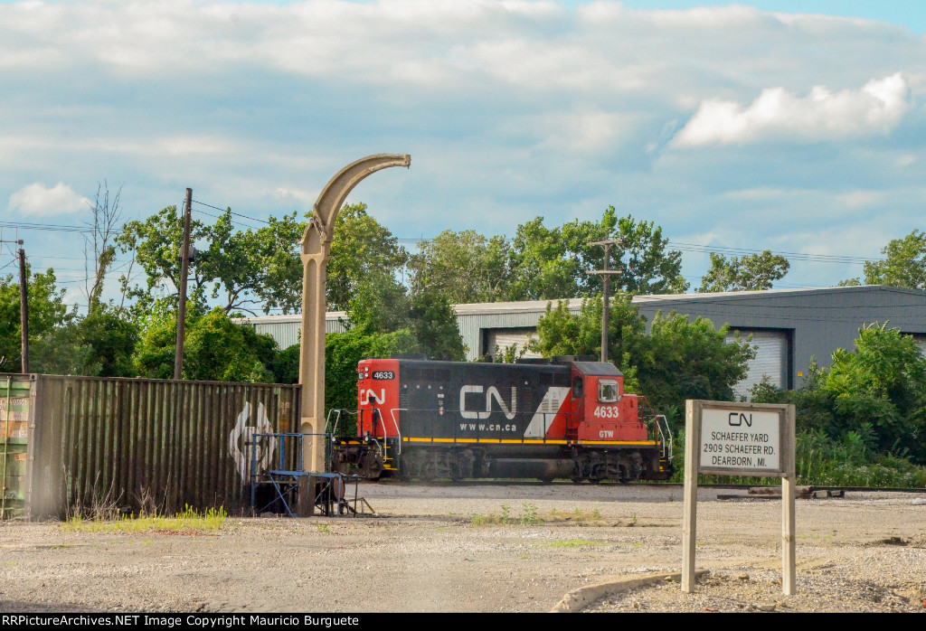 CN GP9R Locomotive